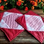 Set 2 bucati decor masa (naproane) rosu handmade 36x36