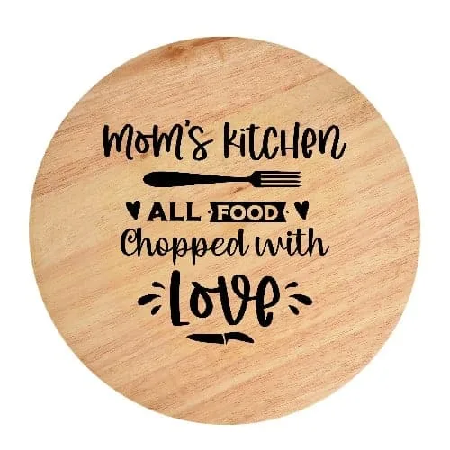 mom's kitchen all food chopped with love-Photoroom Tocator din lemn, HandMade, personalizat 'mom's kitchen all food chopped with love' - imagine 1