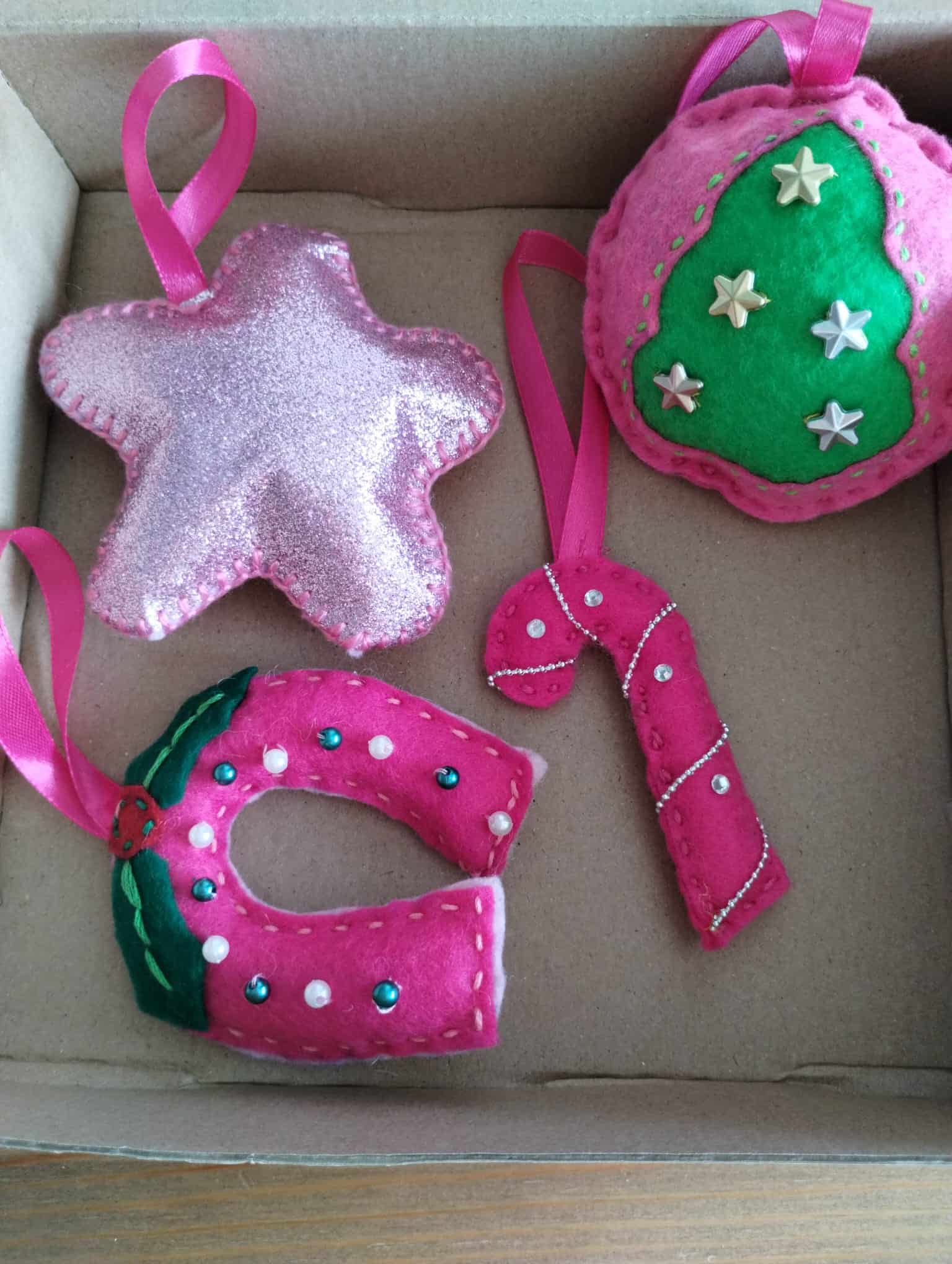 Set decoratiuni craciun handmade 1 Set decoratiuni Craciun Handmade colectie 1 - imagine 1