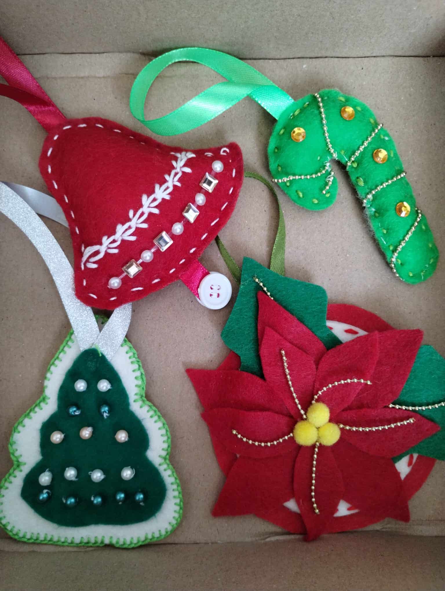 Set decoratiuni craciun handmade 16 Set decoratiuni Craciun Handmade colectie 16 - imagine 1