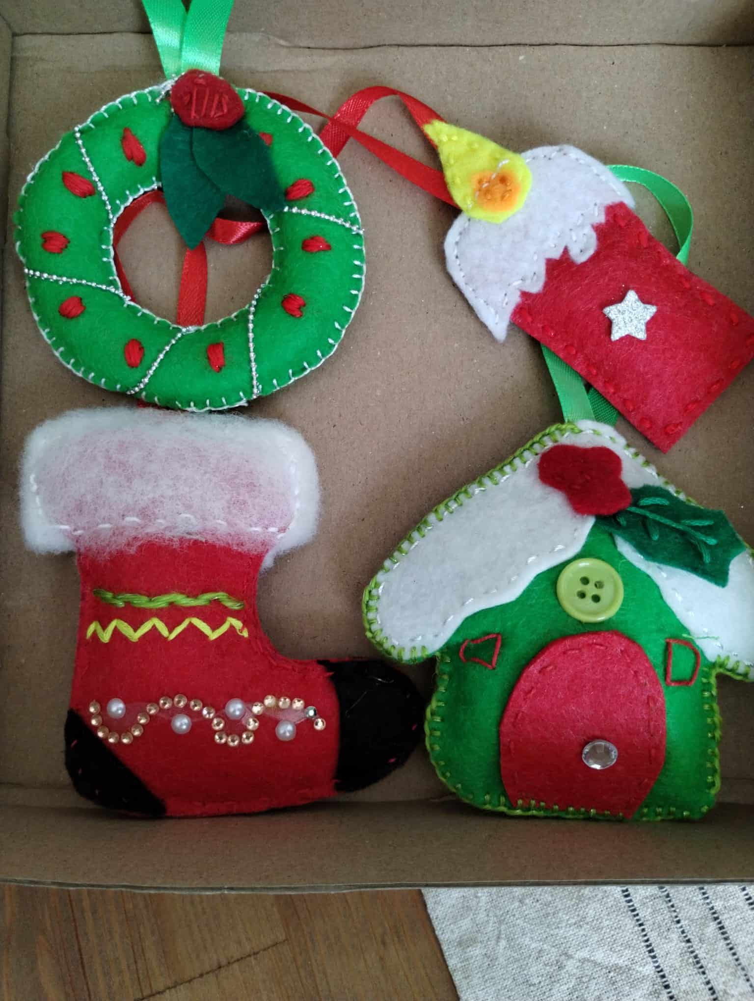 Set decoratiuni craciun handmade 18 Set decoratiuni Craciun Handmade colectie 18 - imagine 1