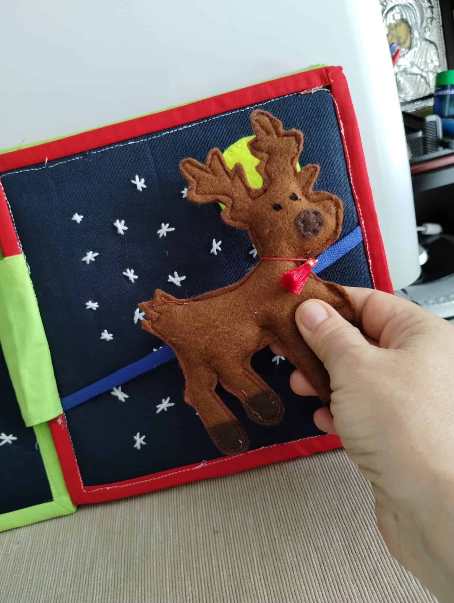 Quiet Book handmade Santa Claus5 Quiet Book „Santa Claus”, Quiet Book Montessori, Jucărie educativă, Quiet Book de activități - imagine 5