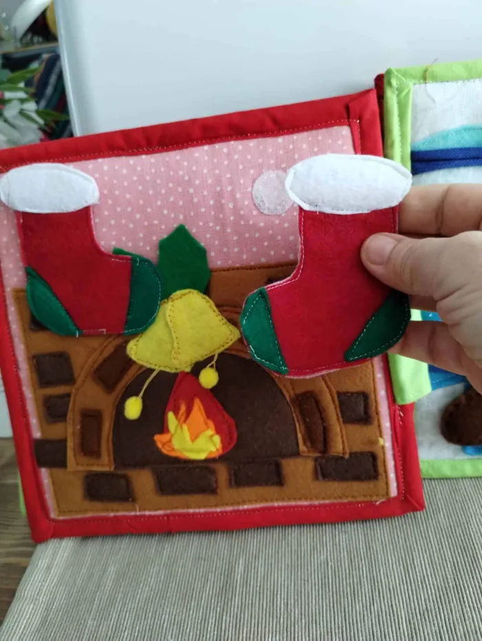 Quiet Book „Santa Claus”, Quiet Book Montessori, Jucărie educativă, Quiet Book de activități - imagine 6