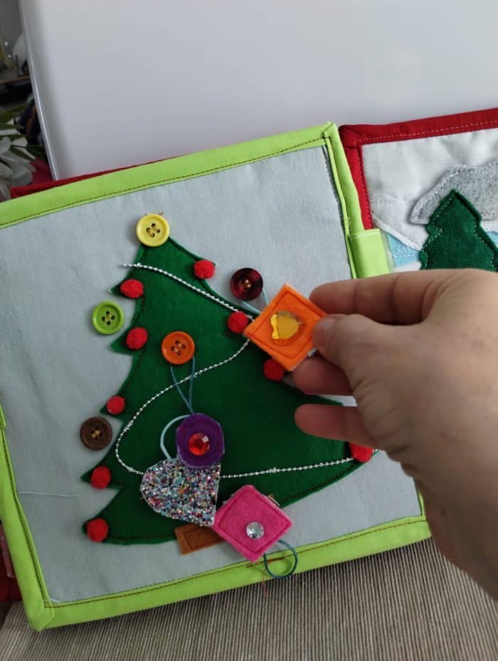 Quiet Book „Santa Claus”, Quiet Book Montessori, Jucărie educativă, Quiet Book de activități - imagine 7