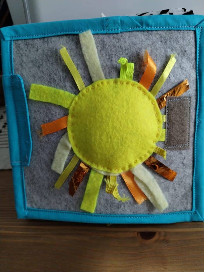 Quiet Book „Floarea Soarelui”, Quiet Book Montessori, Jucărie educativă, Quiet Book de activități - imagine 10