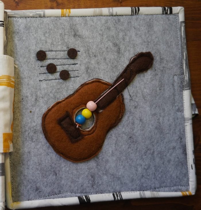 Quiet Book „Hai la Joaca”, Quiet Book Montessori, Jucărie educativă, Quiet Book de activități - imagine 3
