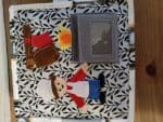 Jucării din fetru pentru copii, totul pentru activități creative și educative. Set de păpuși și accesorii pentru jocuri imaginative.
