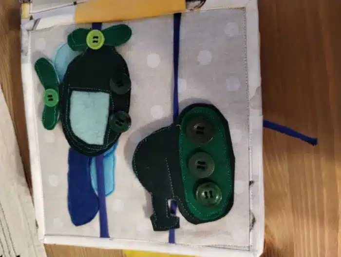 Quiet book handmade din fetru "Pisicuta Rosie" - imagine 8