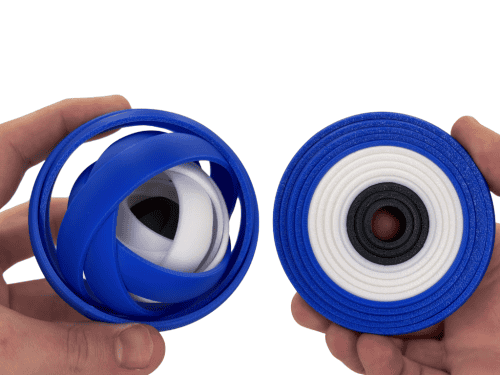 13_rings Joc educativ cu labirint din plastic pentru copii, joacă și dezvoltare motrică fine.