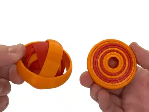 8_rings Jucării din plastic pentru copii, modele colorate și distractive.