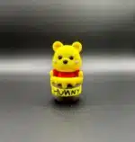 Figurina 3D cu ursuleț pentru jocuri și cadouri, model de pluș colorat și amuzant, perfect pentru colecție sau decorare.