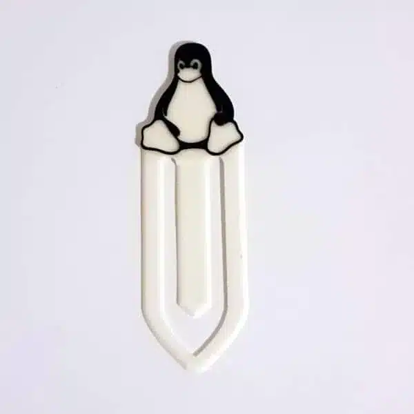 prod_6-semn-de-carte-pinguinul-tux-alb-negru-600x600 Papir de birou cu decor de pinguin pentru activități creative și craft-uri.